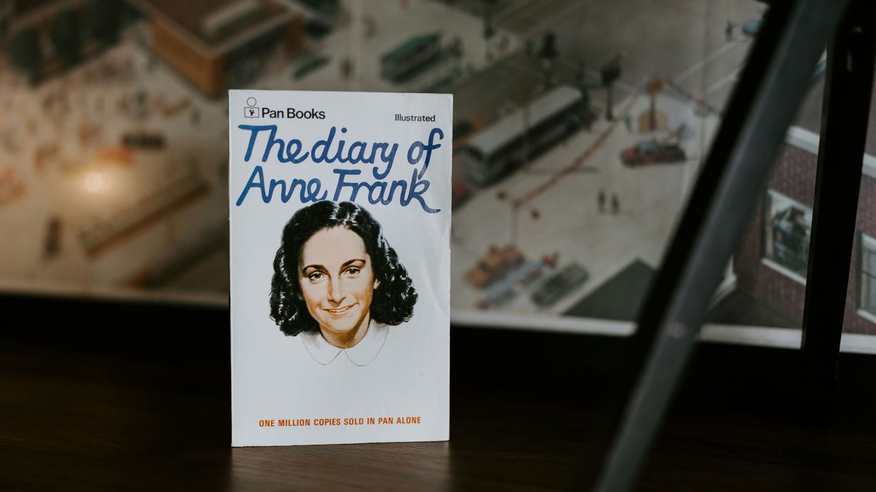 Extremists wave Nazi flags outside performance of ‘The Diary of Anne Frank’ in Michigan