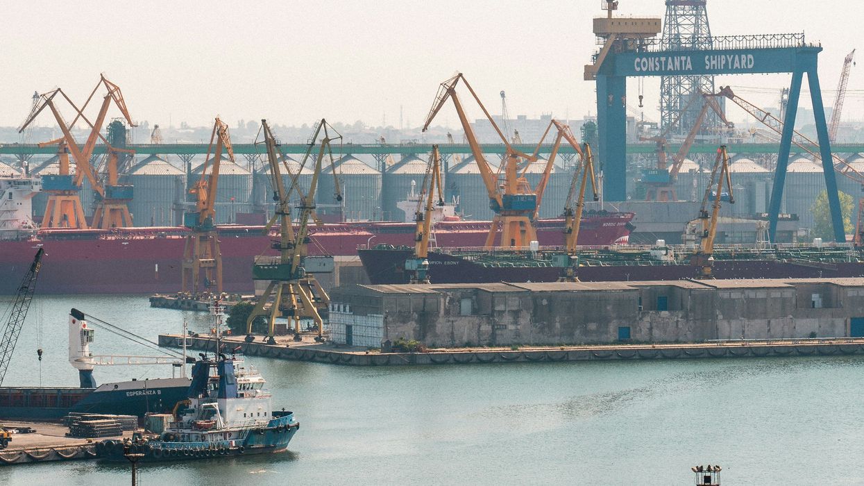 Documents show lavish spending on pay and benefits for officials at dockworkers union