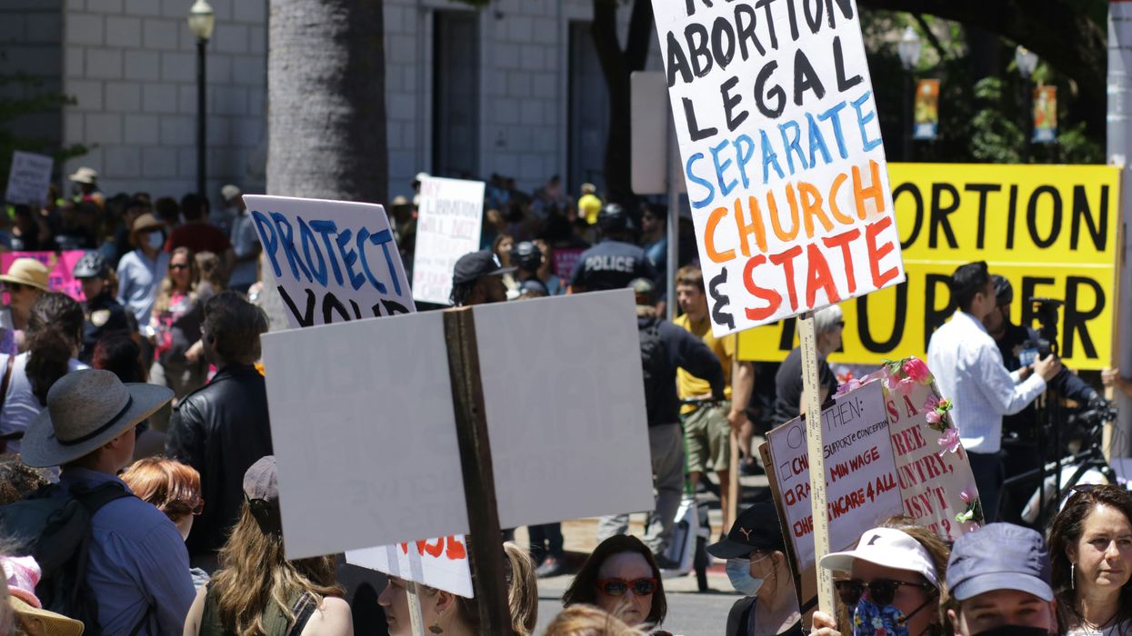 Tracking of Planned Parenthood visits 'should terrify every single American': Dem senator