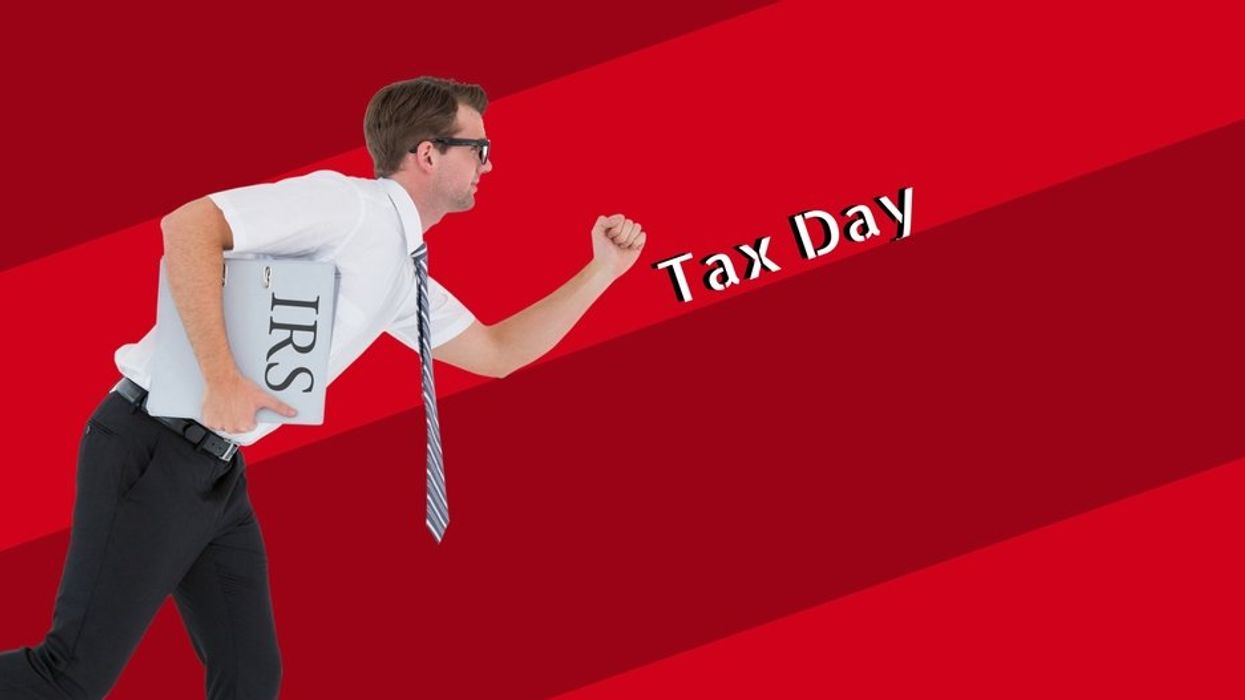 Taxpayers sounding alarm as IRS faces 40 percent 'mass exodus'