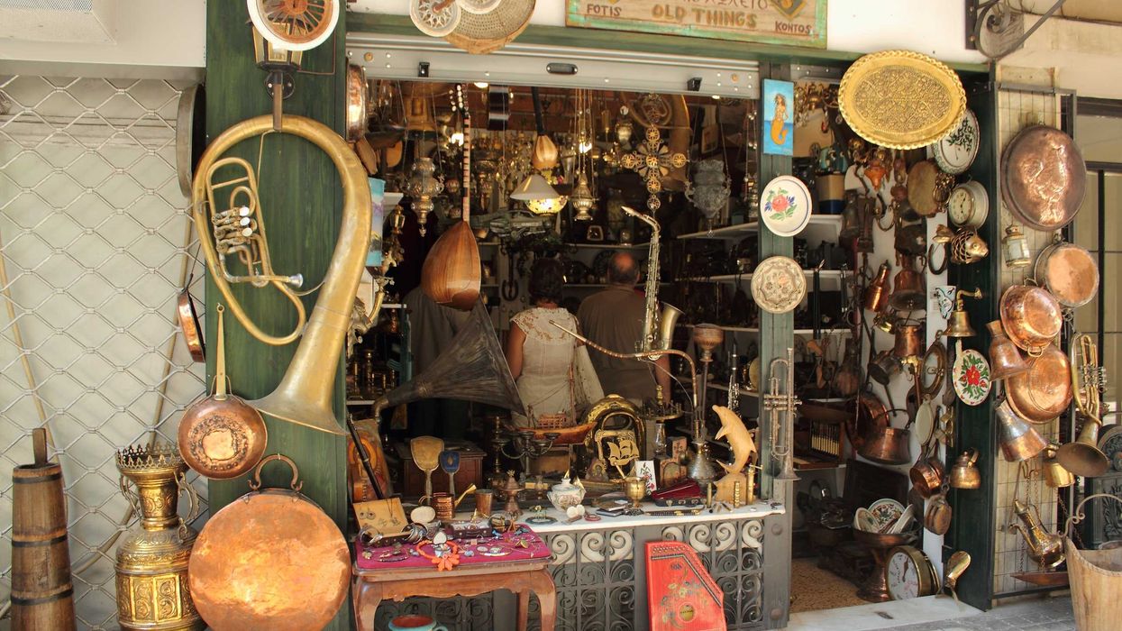 'Collateral damage' from Trump sends antiques trade into 'complete shock'