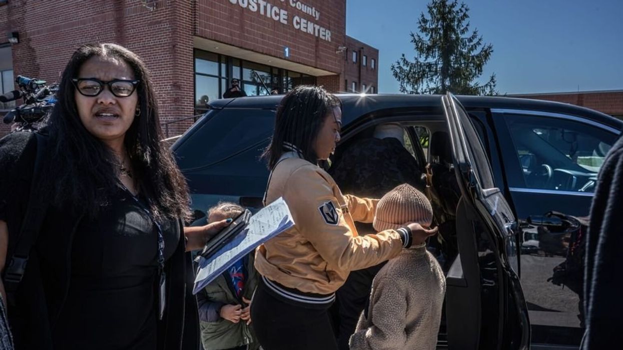 Officials accused of illegally taking kids after traffic stop