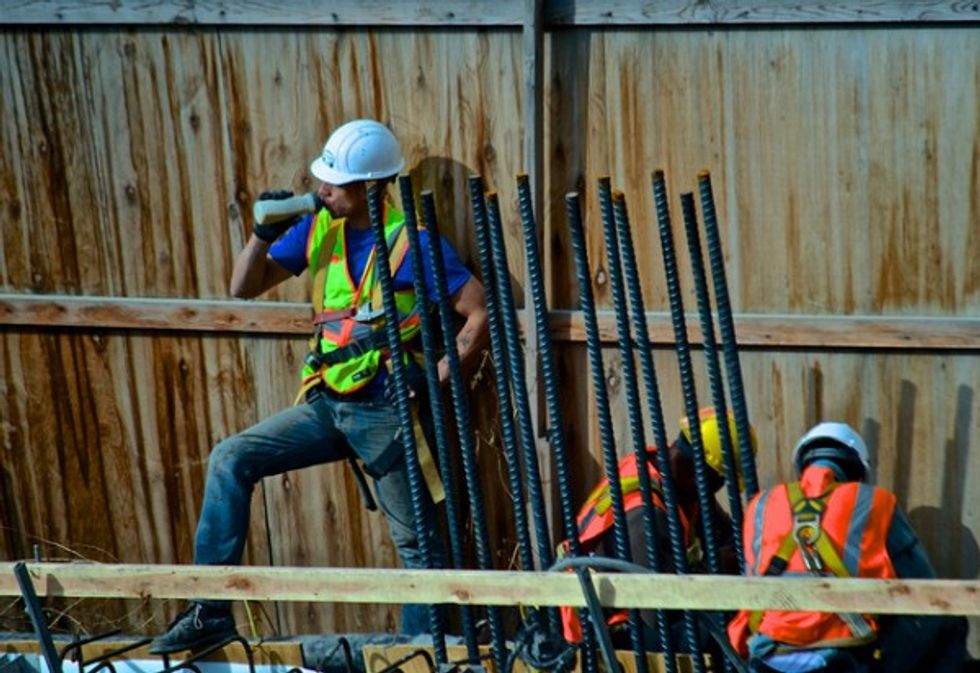 blue-collar-workers-white-working-class