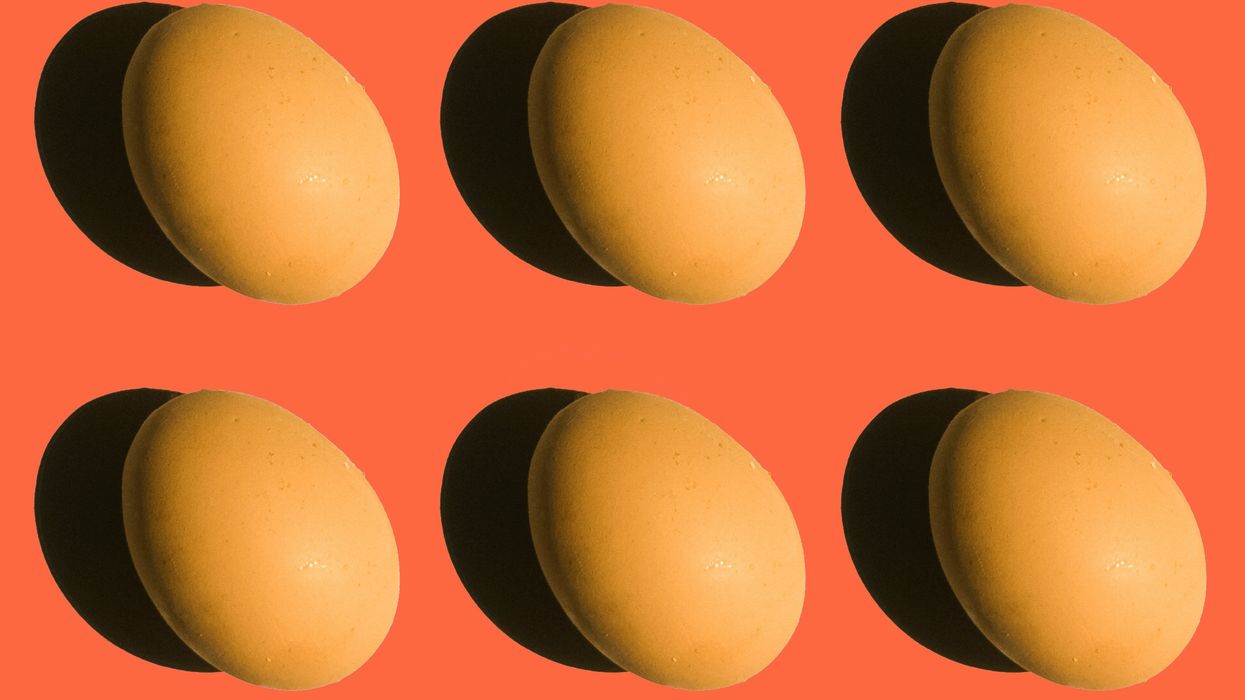 Shock poll: Consumer confidence plunges to 2nd lowest level in 70 years