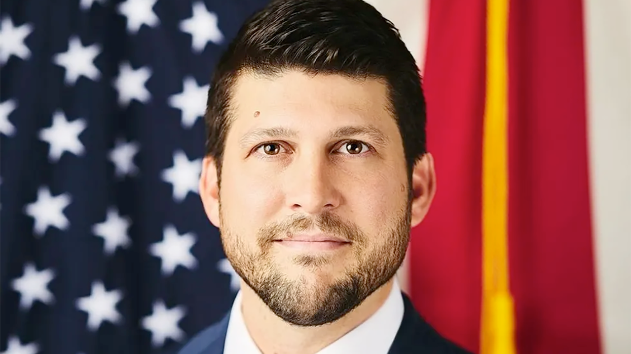 Florida AG launches tool to turn in teachers' social media posts