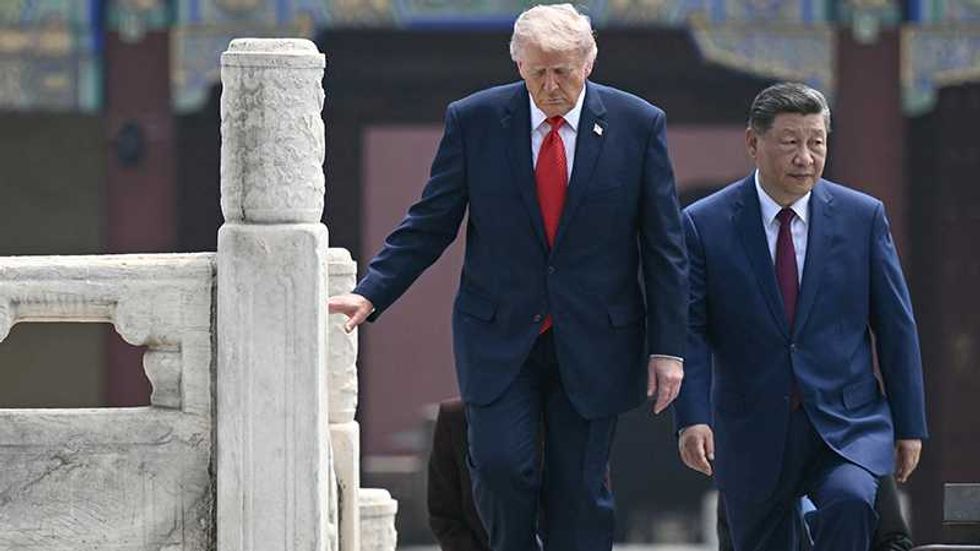 Tense 'standoff' between Secret Service and Chinese security ​as 'confrontations' escalate