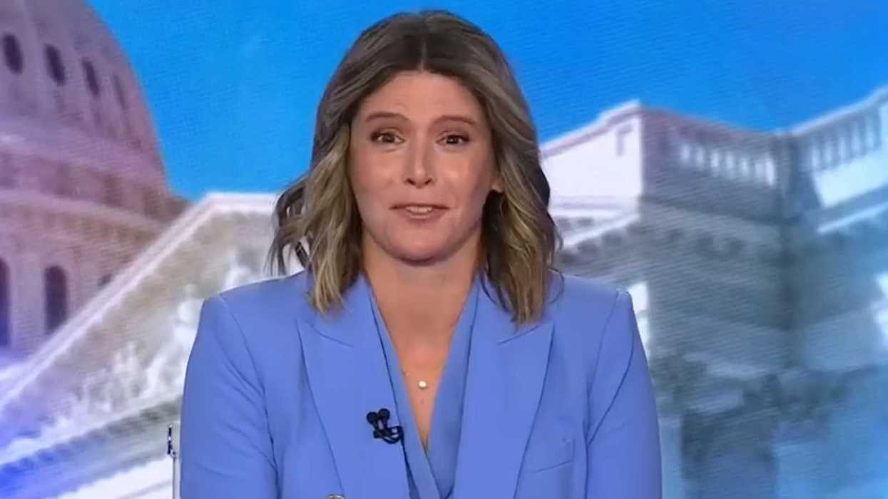 CNN anchor snickers as Trump blows 30 minutes on a new driveway