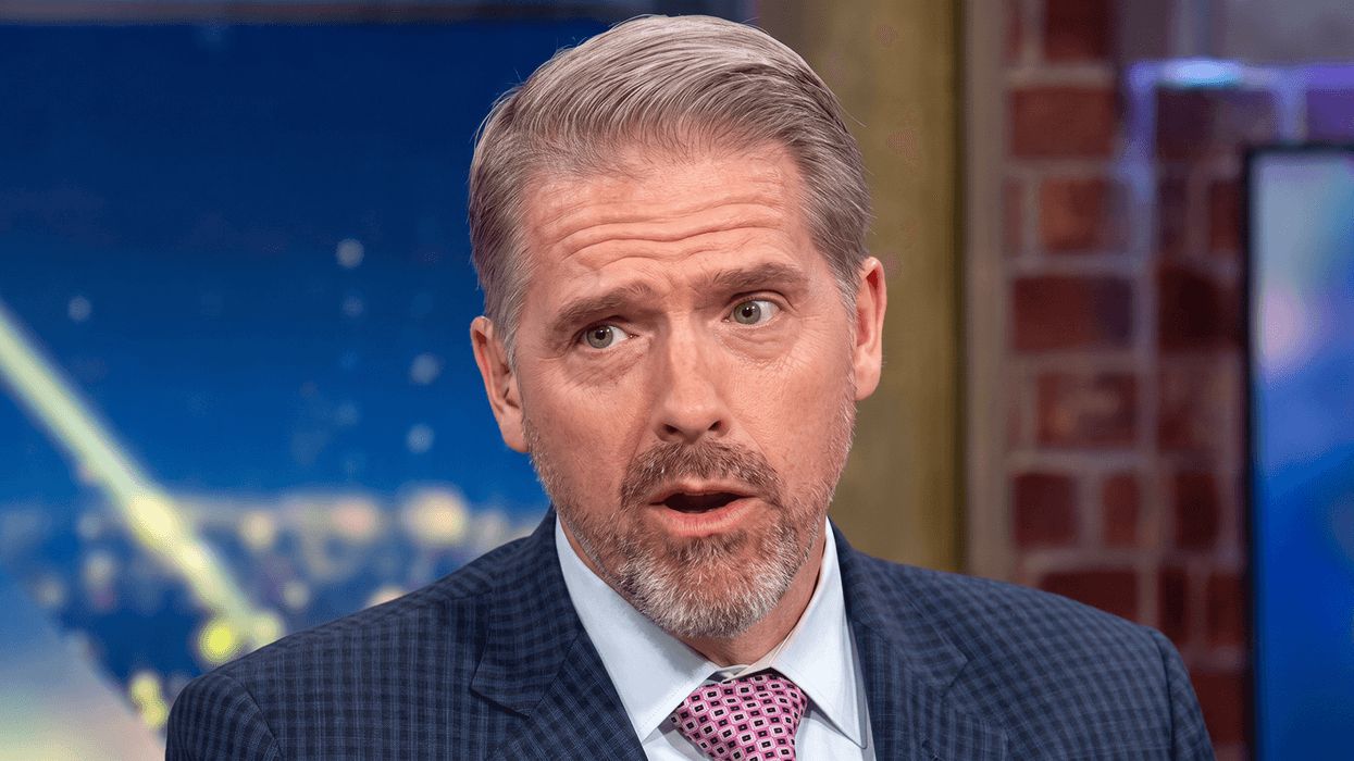 Scott Jennings is sending video clips to White House staff in bid for job