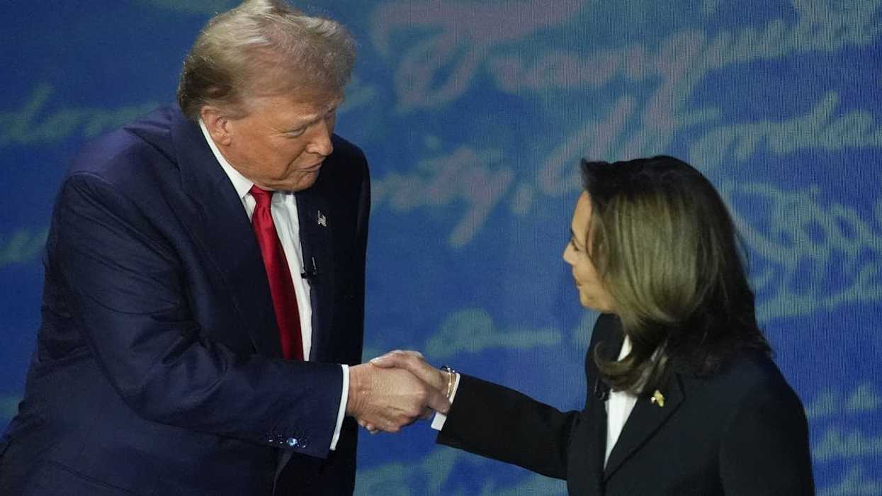 Memes, photojournalism and television debates: 3 images that defined the 2024 US election