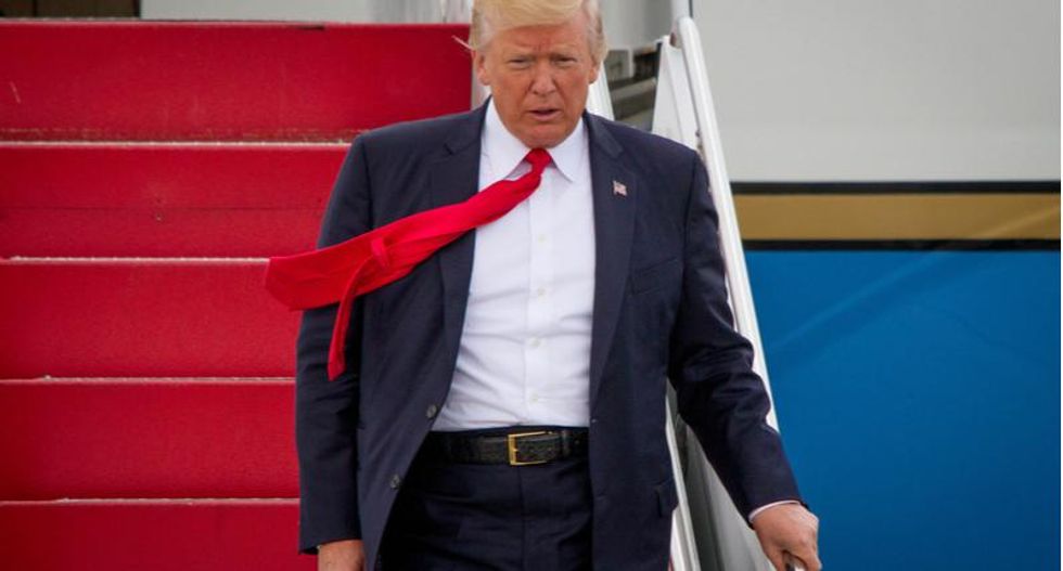 'Man-child playing with matches': Expert says Trump must do this