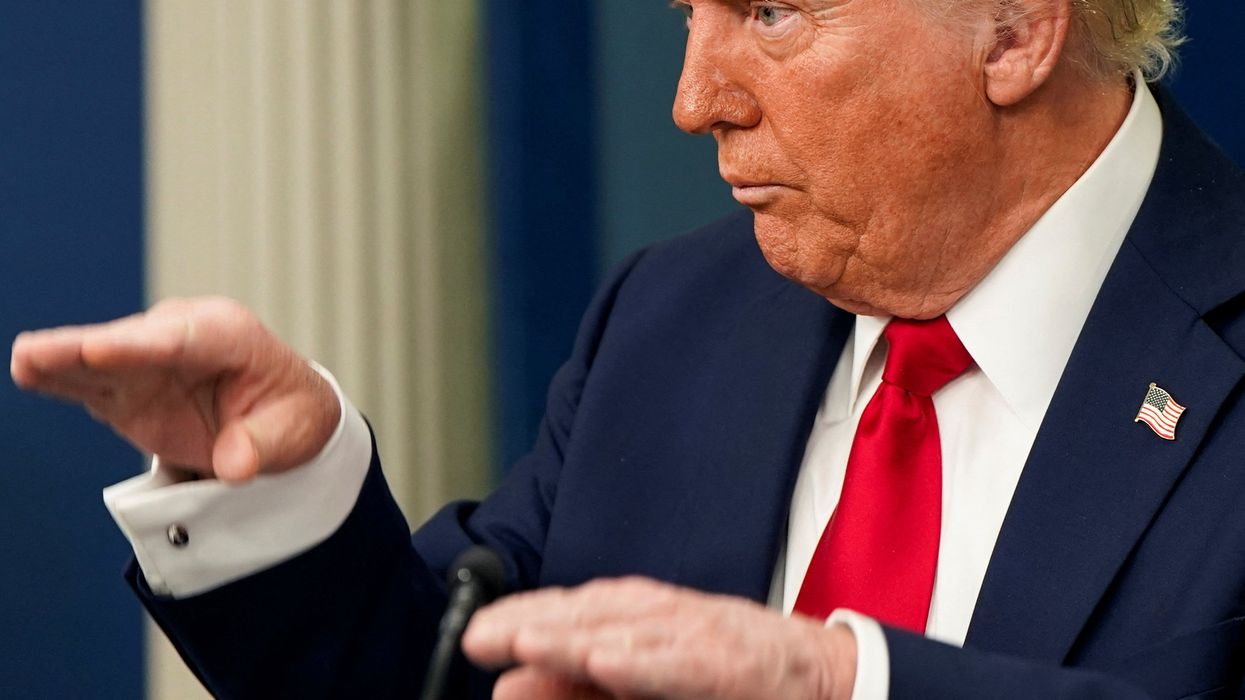 'Nonsensical': Aviation expert bashes Trump's deadly Potomac crash theories