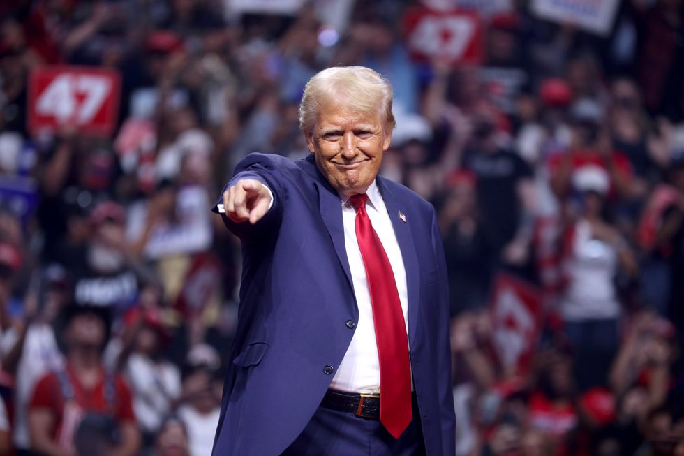 L'ancien secrétaire d'État avertit que la réponse de Trump à Ebola pourrait coûter la vie à des Américains