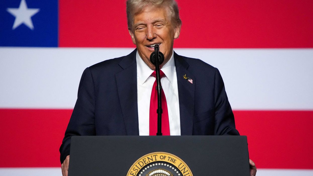 Data shows Trump is 'funneling' donor money into his bank account