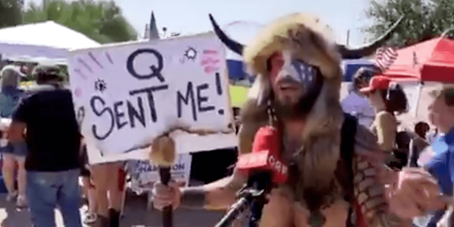QAnon and evangelicals: Republicans baptized in crazy - Vimarsana News