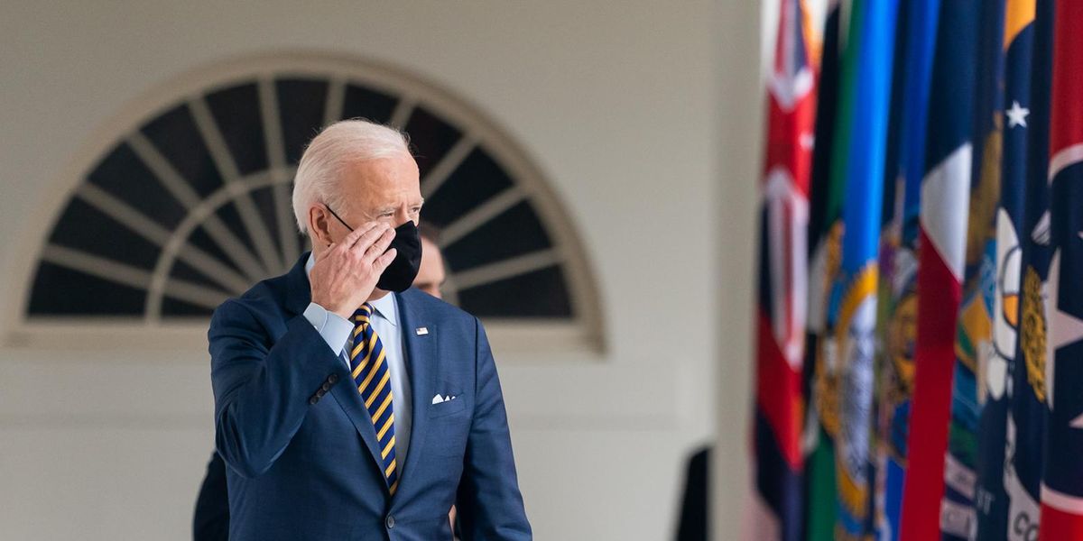 A leaking oil refinery puts Biden to the test - Vimarsana News