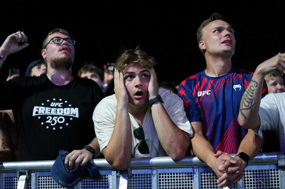 'Bamboozled' MAGA tears are drowning the internet as Trump 'chokes'