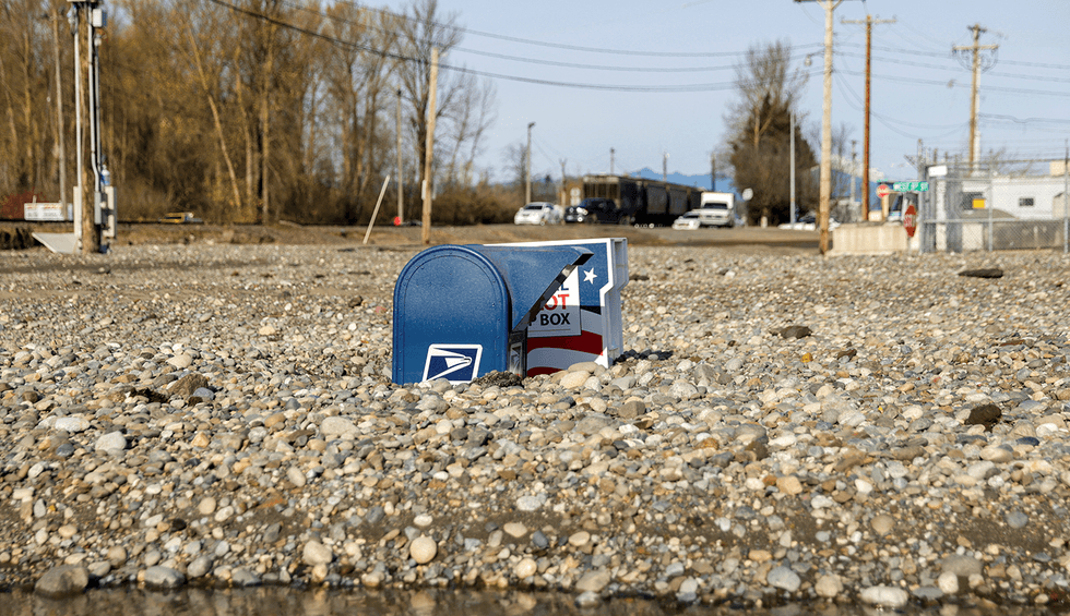 Postal Service cutbacks could delay voting ballots — in rural GOP counties