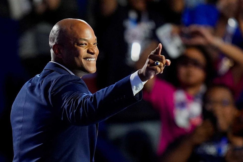 Trump shuts out Democratic governors from traditional White House gatherings