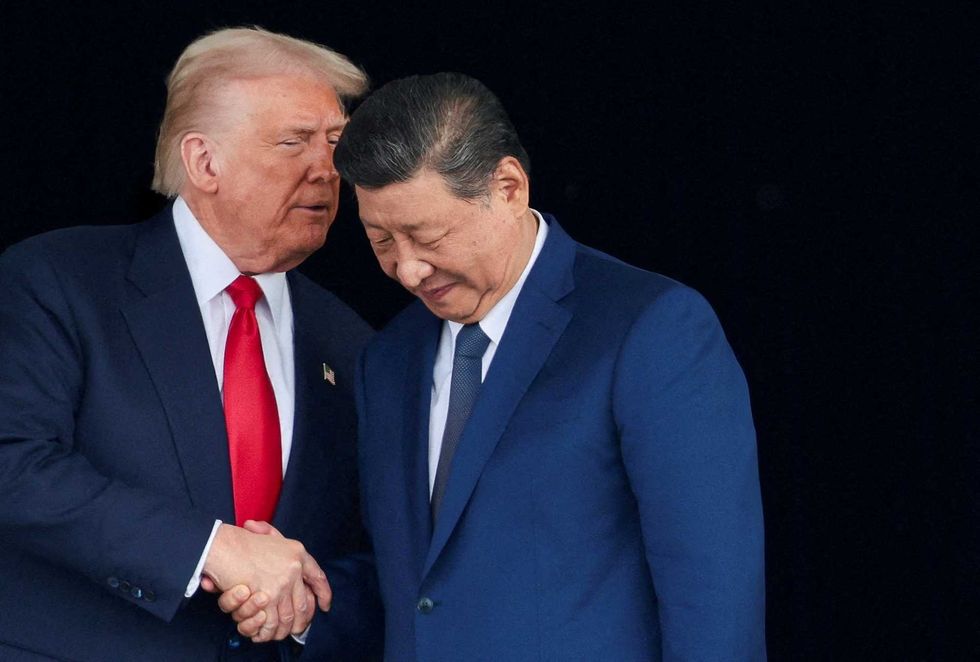 Trump rozszarpany za sprzedanie amerykańskich pracowników Chinom