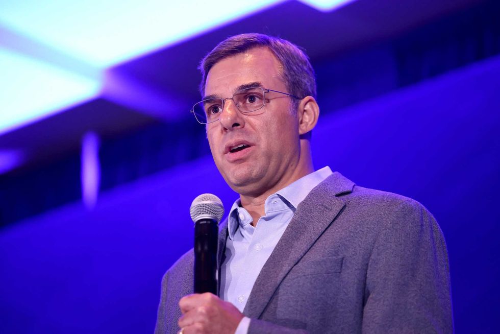 প্রাক্তন আইনপ্রণেতারা বলছেন আমেরিকান নির্বাচন ব্যবস্থা 'মৃত্যু সর্পিল'-এ রয়েছে