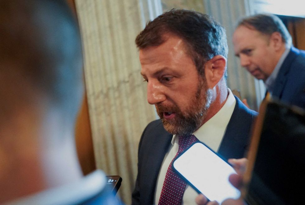 Trump allies 'scrambling' to stop hardcore MAGA backlash