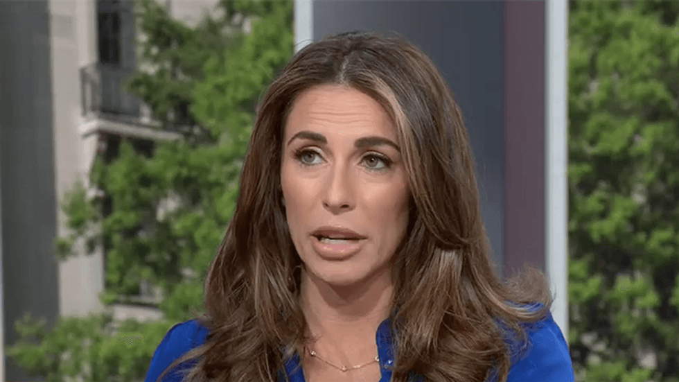 Ex-Trump aide thinks president is insane to rehash all his scandals