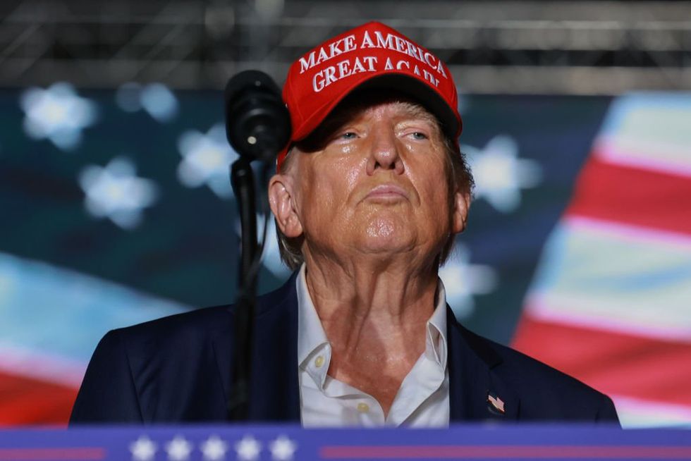 Nowe informacje o zdrowiu Trumpa ujawniają „coś dzieje się z jego prostatą": republikański lekarz Białego Domu