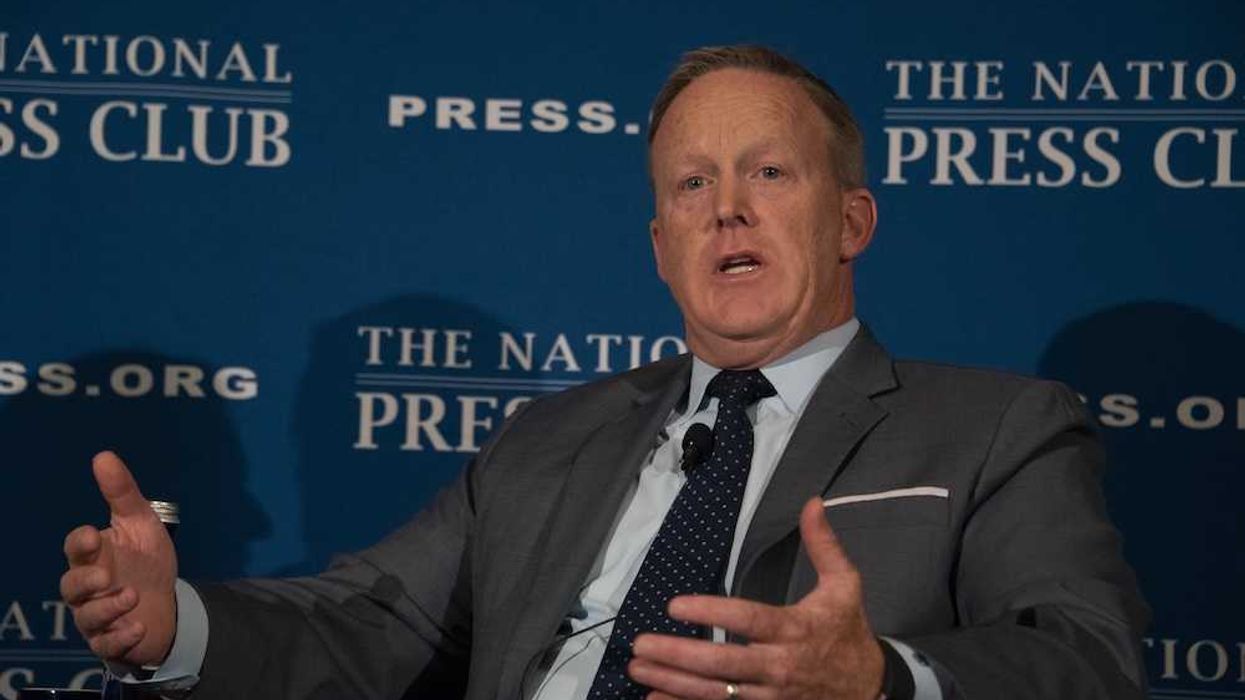 'Republicans should be embarrassed': Former Trump press sec says GOP losing shutdown fight