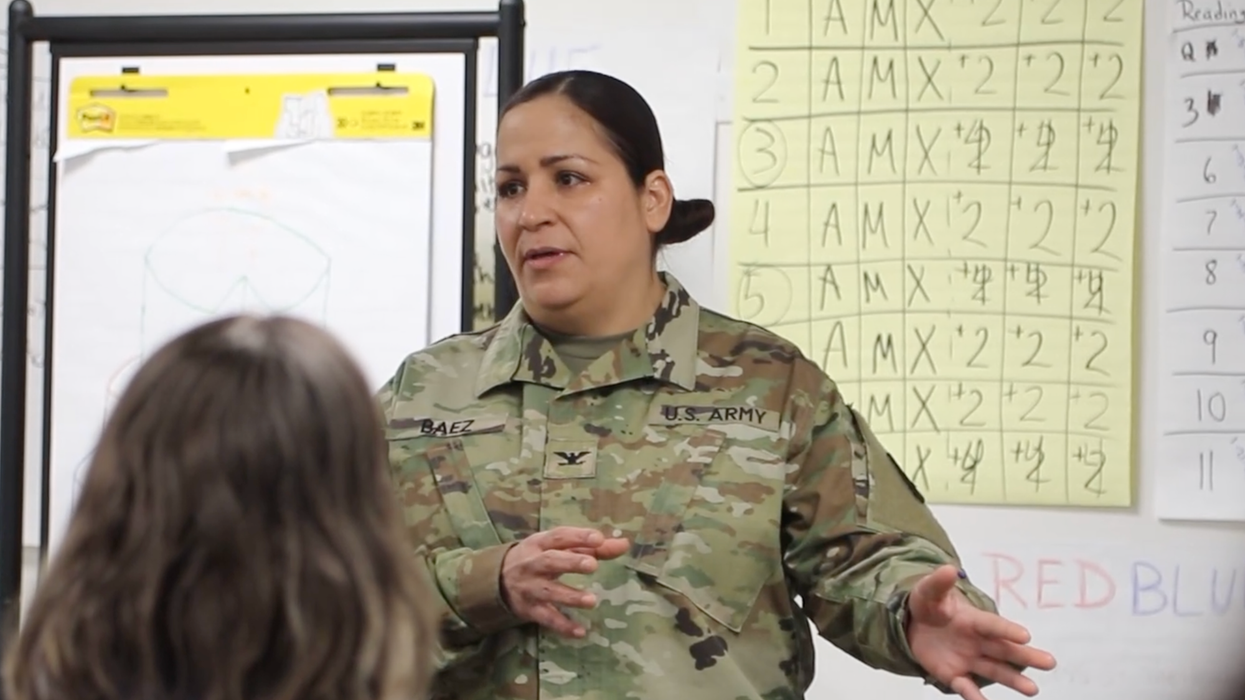 Army suspends first female base commander after Trump’s photo found improperly displayed