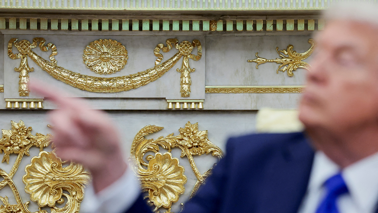 'World on fire': Why this billionaire calls surge in gold 'really concerning' for US economy