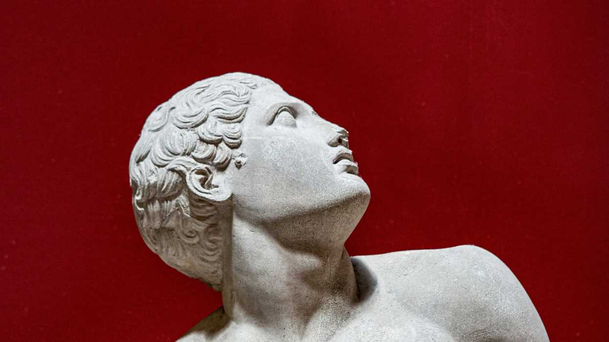 The bizarre Greek statues and anonymous avatars hiding Trump shills