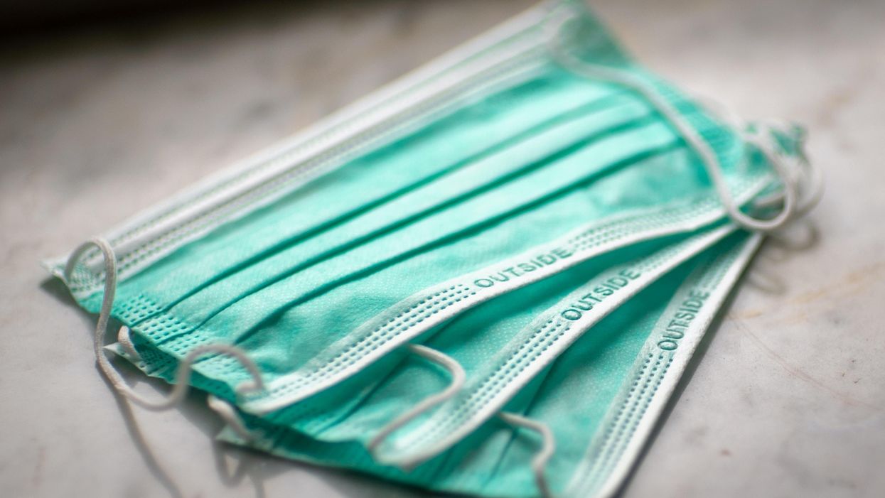 Racist customers threatened to call ICE on Mexican restaurant's workers for requiring masks