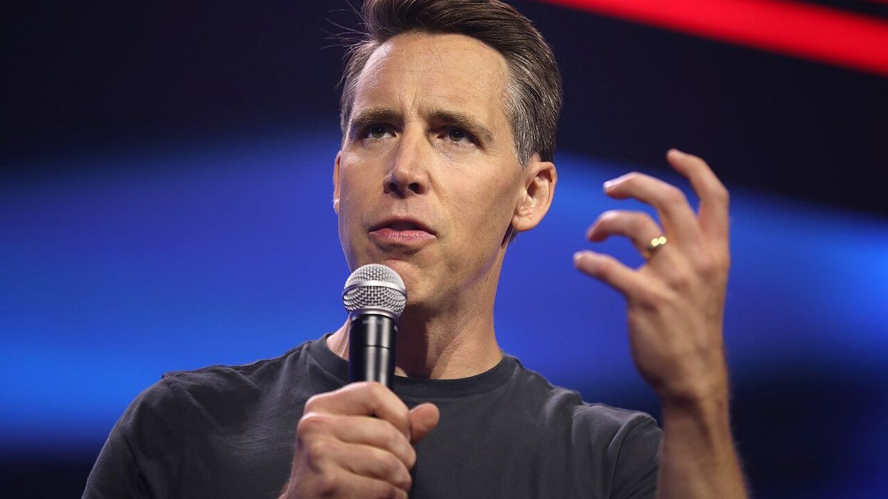 Josh Hawley busted over use of private jets for Missouri Senate campaign