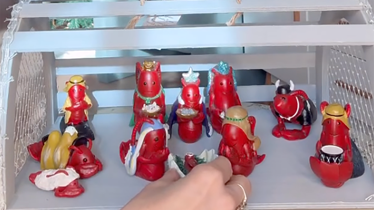 'Lobster Jesus walks on water': Crustacean Nativity scene makes splash on 'Catholic Twitter'