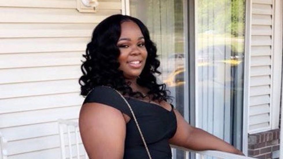Grand jury announces charges against only one Louisville police officer in killing of Breonna Taylor