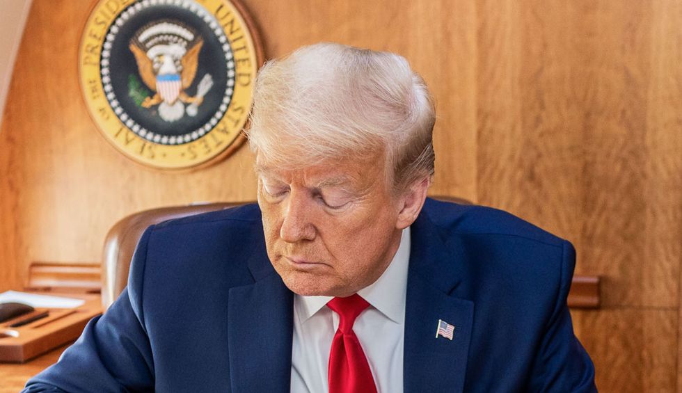 Premier medical journal blasts the Trump administration in a stunning editorial — and calls for a new president