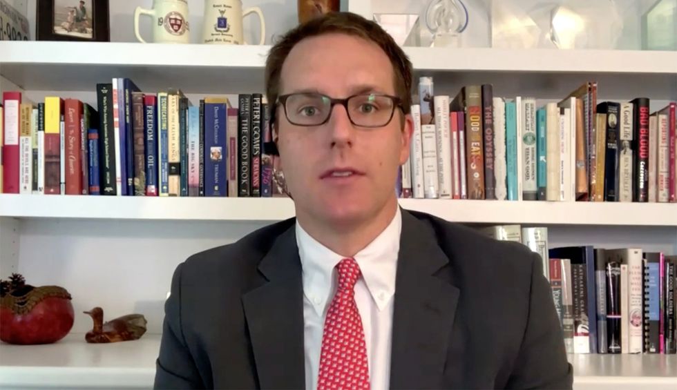 Investigative reporter: Trump made the Secret Service ‘captive customers’ in almost $1 million of gov. transactions at his businesses