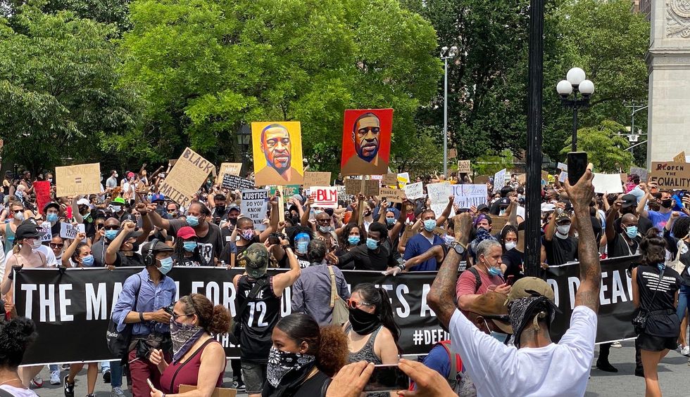 Trump is out of touch with most Americans: reporter