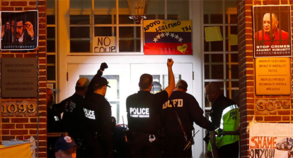 Venezuela Embassy protection collective defies unlawful ‘no trespass’ order