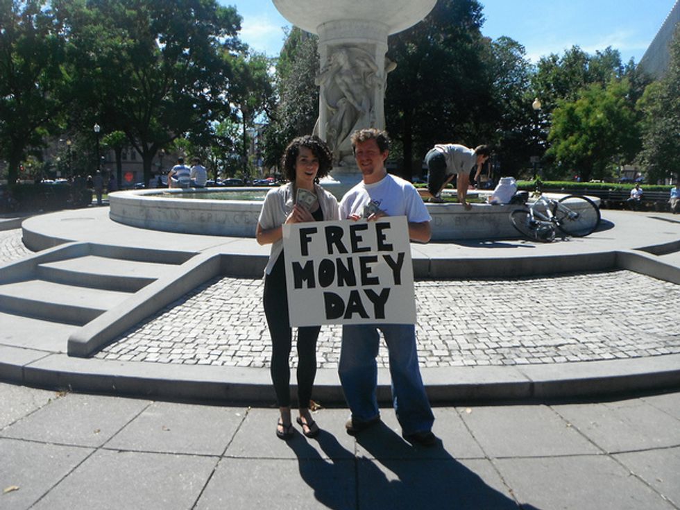 Donnie Maclurcan Wants to Change the Way We Think About Money - He’s Doing That by Giving It Away