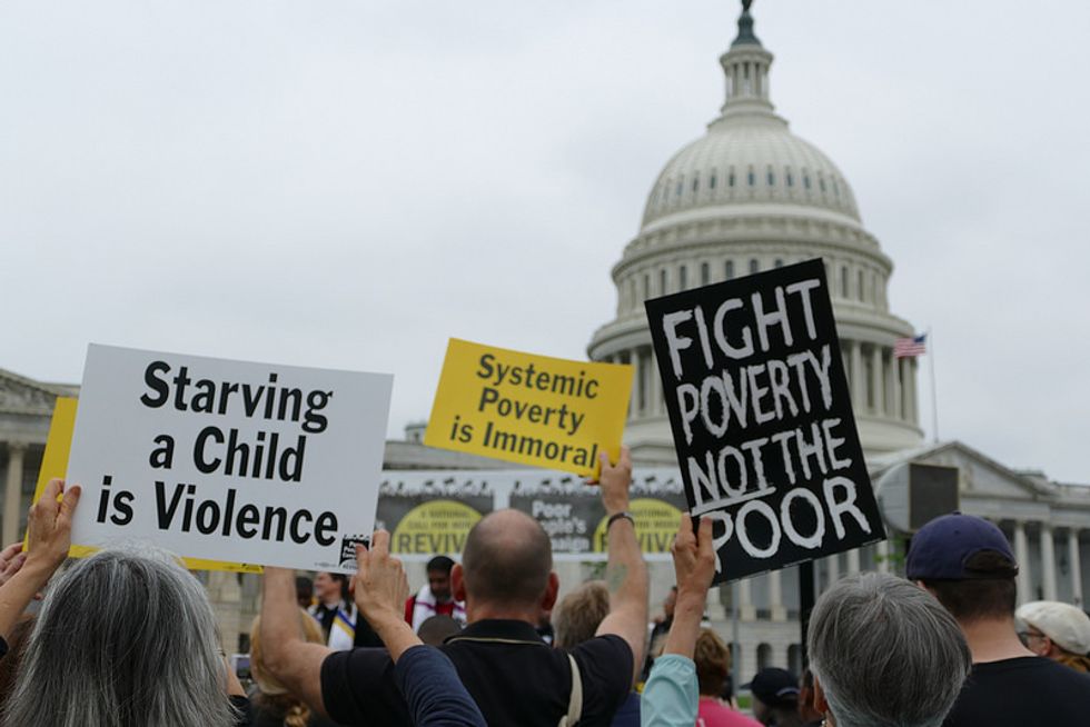 The Democratic Party Should Adopt These 4 Priorities to Win Back Blue-Collar Voters