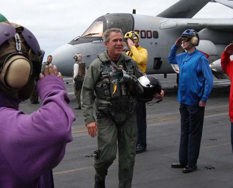 George W. Bush may be the only person in the world who can force Trump out of office