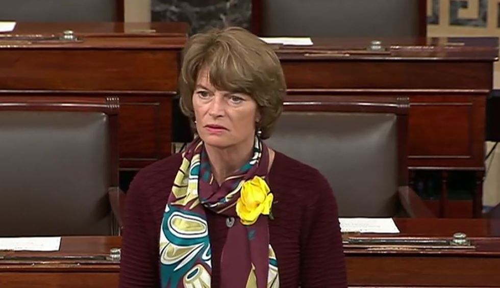 Trump just handed wavering GOP senators an excuse to flip and vote for witnesses: columnist