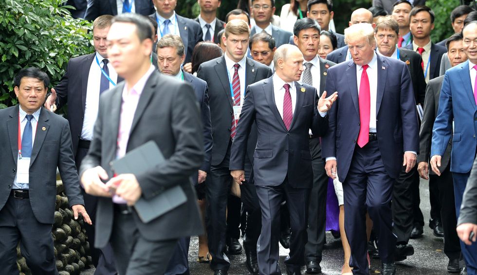 Russian oligarch bombshell would ‘make impeachment proceedings absolutely inevitable’: NBC analyst