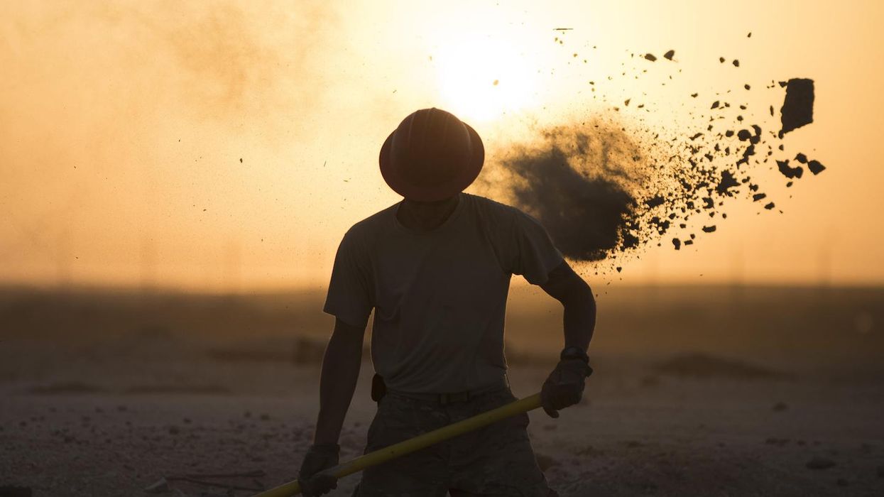 101 Nobel laureates urge world leaders to 'keep fossil fuels in the ground'