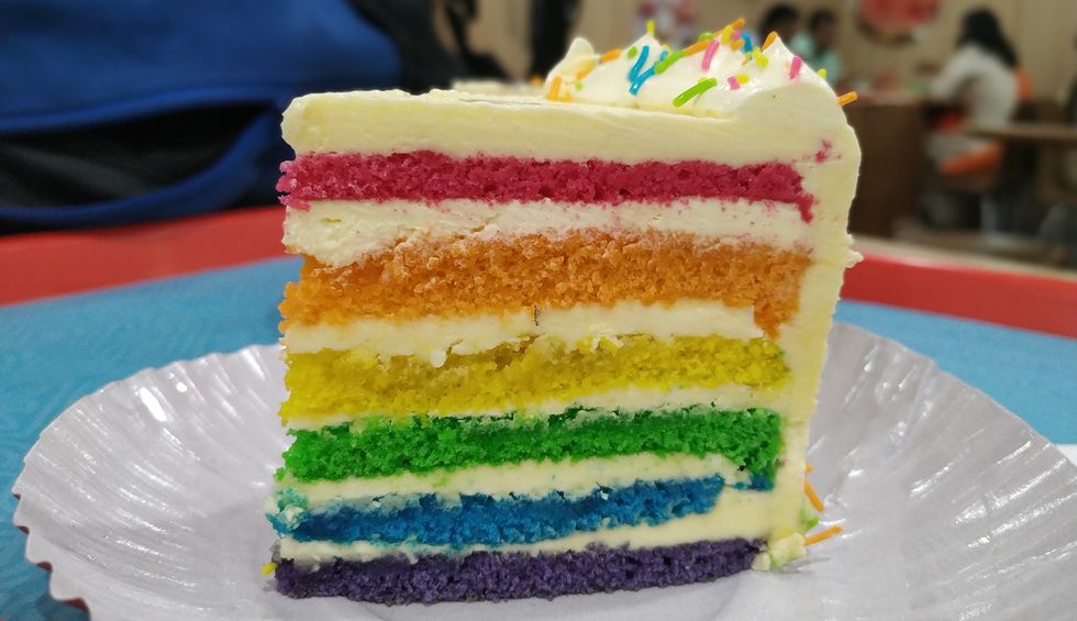 Kentucky Christian school expelled 15-year-old over photo with rainbow cake and sweater: mom