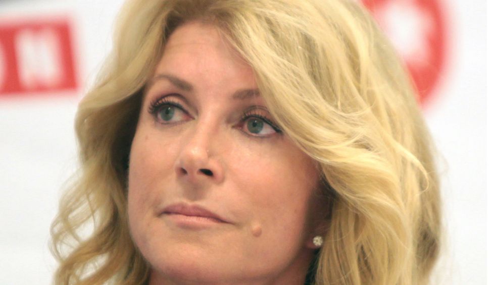 Former Texas state Sen. Wendy Davis announces bid for Congress