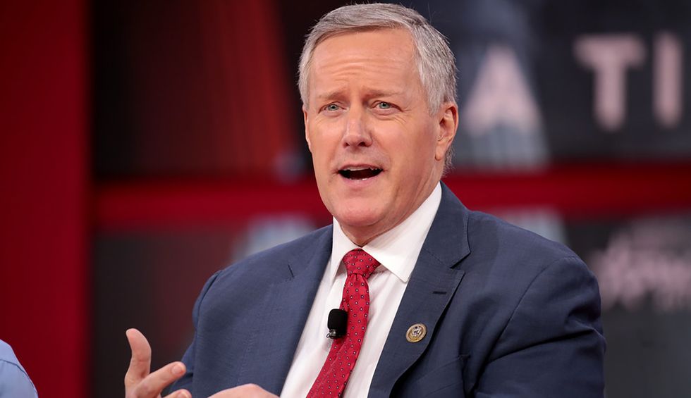 CNN's Jake Tapper busts Trump chief of staff Mark Meadows live on-air for lying about disabling USPS sorting machines
