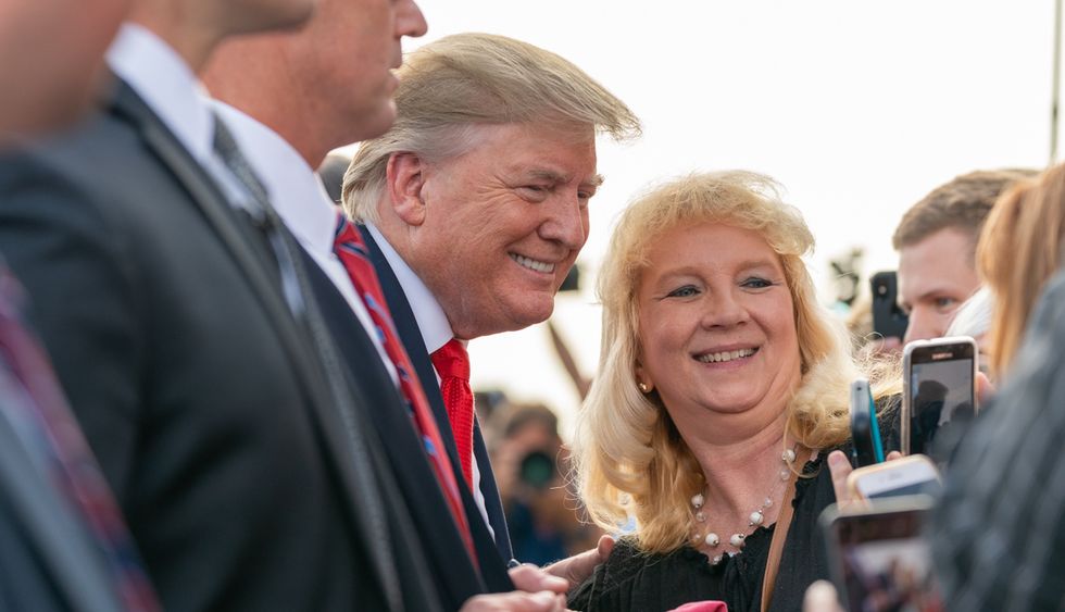 Trump’s ‘craziness’ is scaring off exhausted voters in the Rust Belt states: Ohio columnist