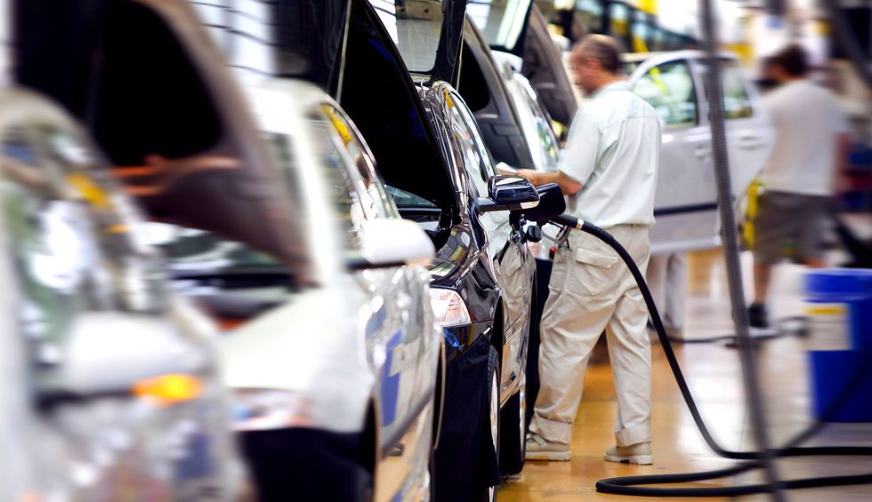 Trump's rollback of fuel economy standards could cost Americans $460 billion: analysis